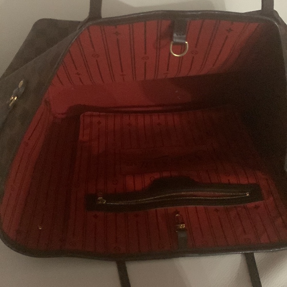Don’t Wait… Neverfull GM Damier - Picture 4 of 4